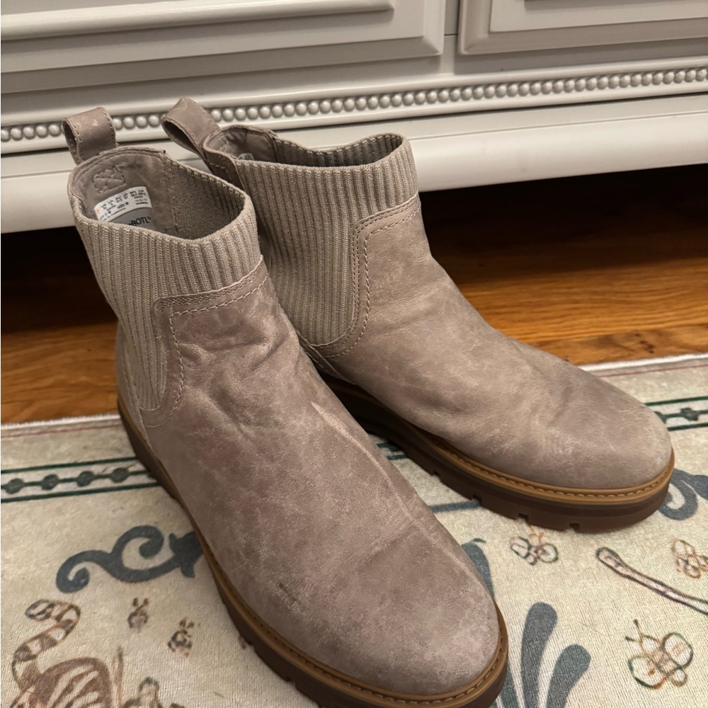 Timberland Women Gray Boots